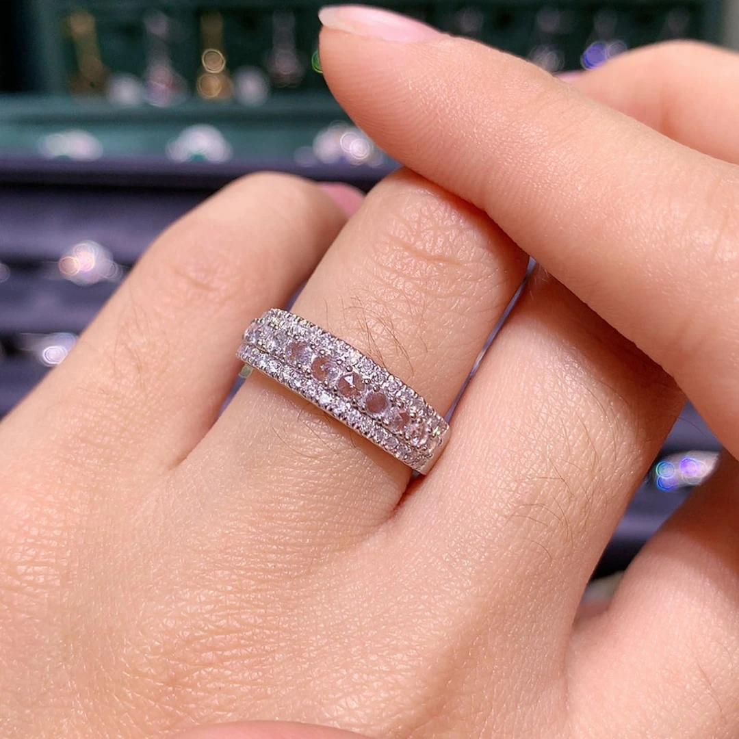 【闪购商品】钻石戒托铂Pt950镶嵌钻石戒指