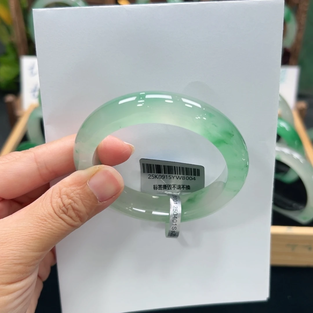 石英质玉未镶嵌手镯➕佳佳5657