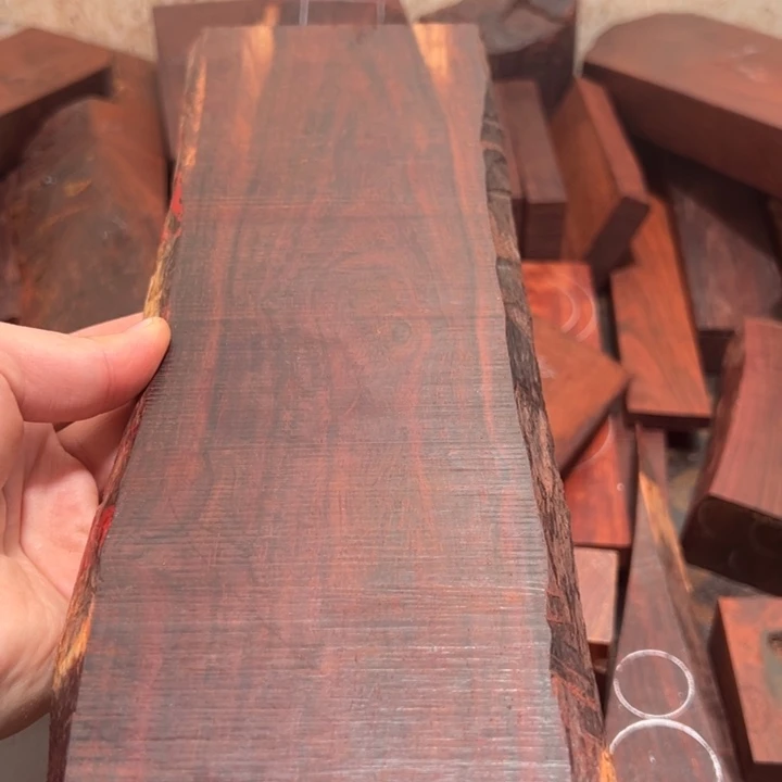 毅***室檀香紫檀（小叶紫檀）边角料