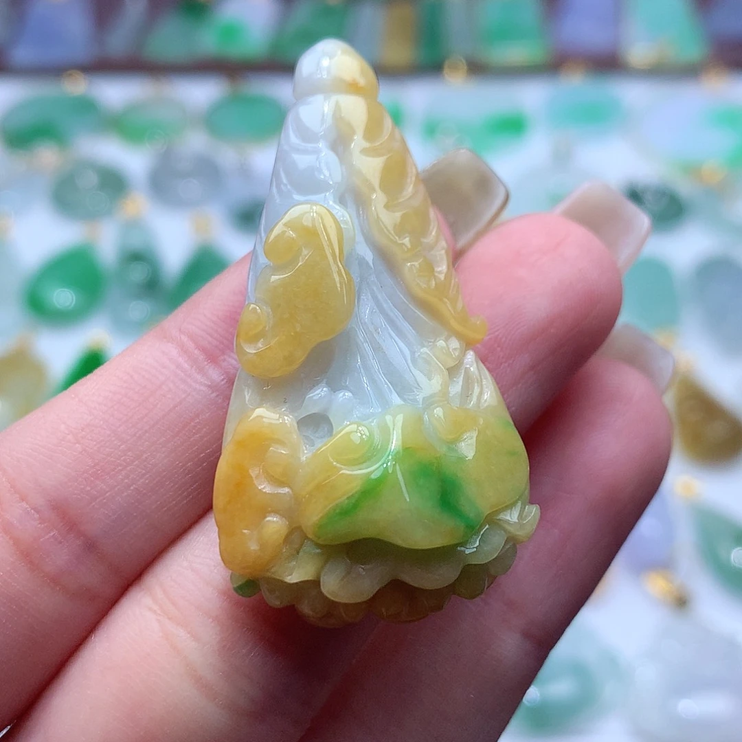 翡翠未镶嵌颈饰翡翠