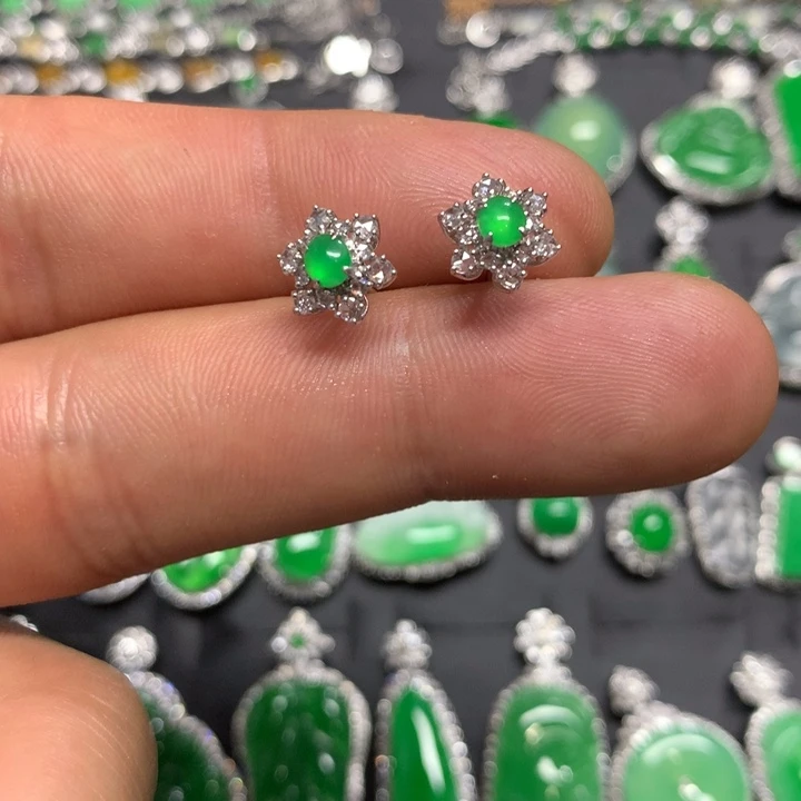 【闪购商品】翡翠18K金镶嵌颈饰耳钉