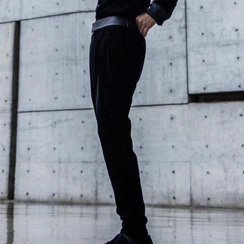 秋季新品法式绅士修身小脚金丝绒小脚休闲裤垂感光泽时髦长裤男裤