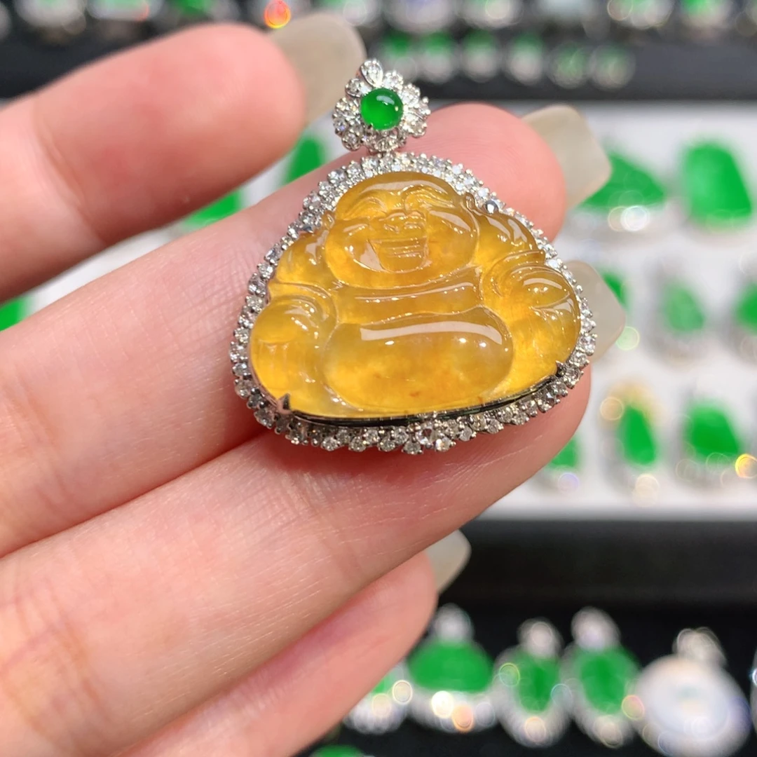 翡翠18K金镶嵌颈饰