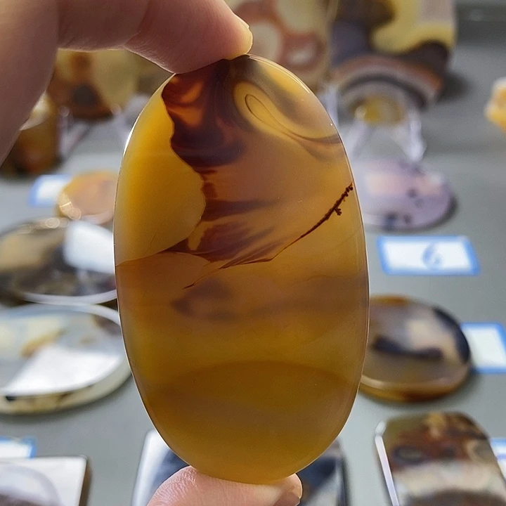 玛瑙/玉髓未镶嵌珠宝半成品76