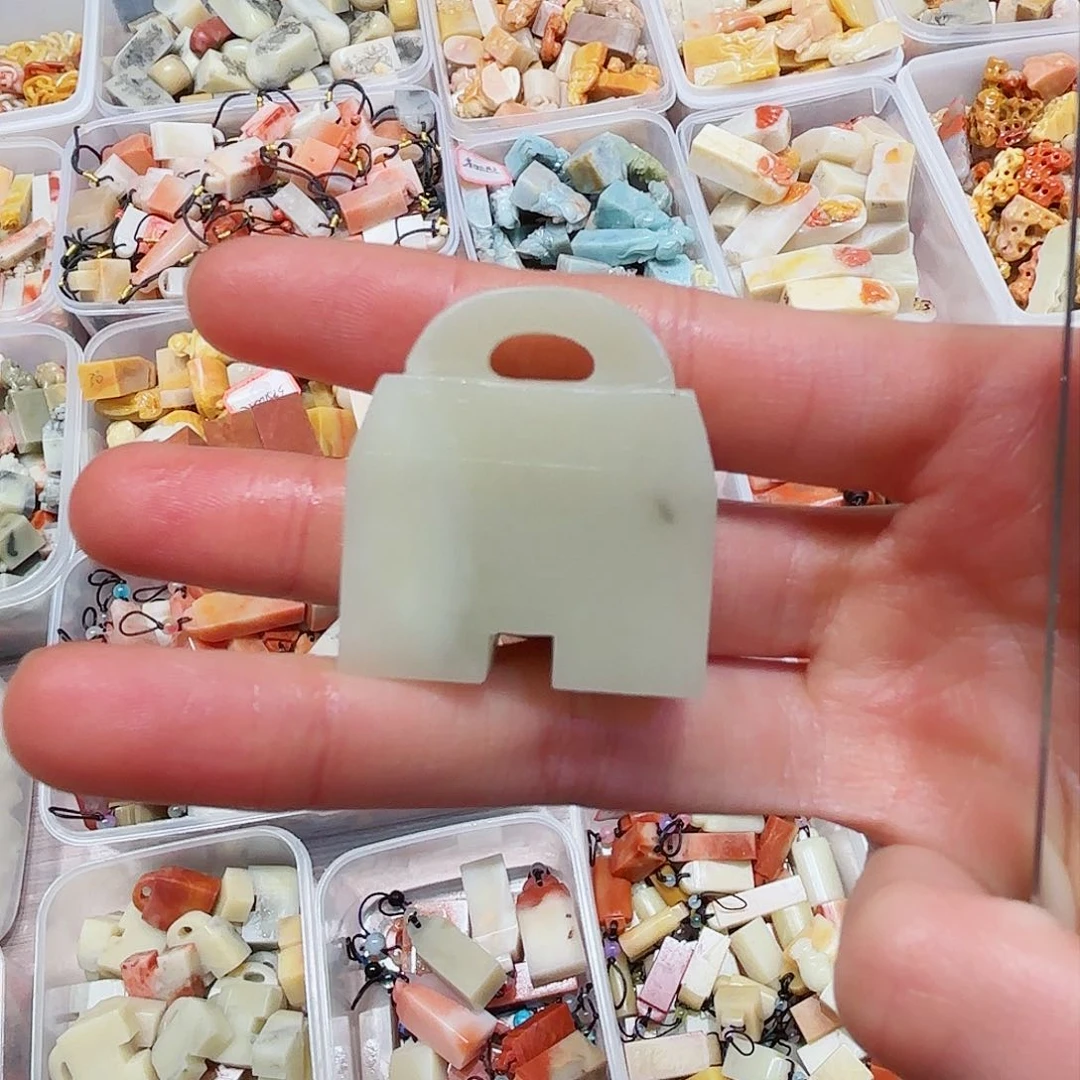 寿山石印石执****）寿山石印章