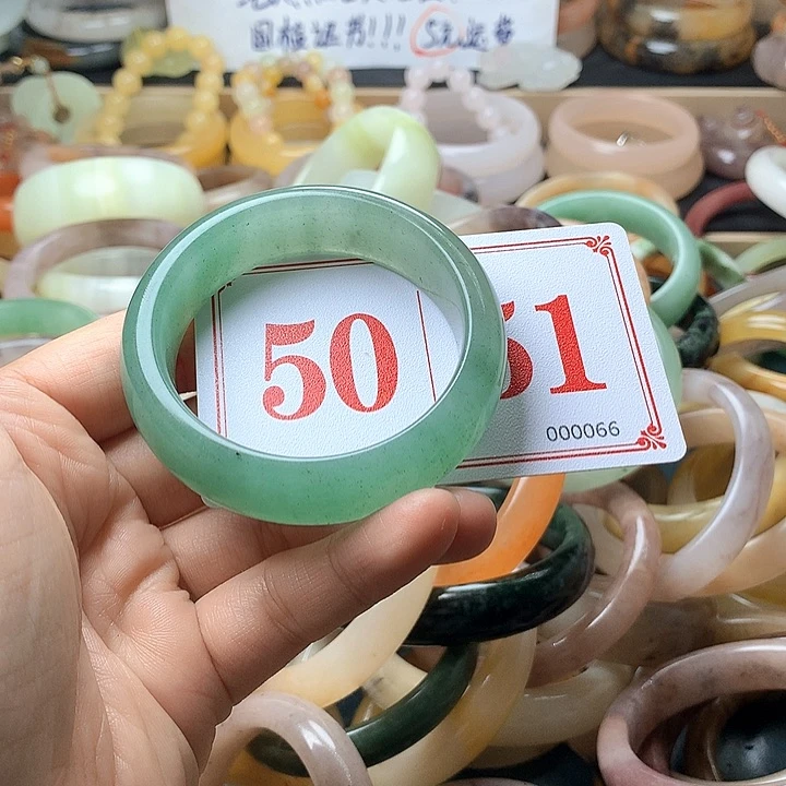 石英质玉（黄龙玉）未镶嵌手镯