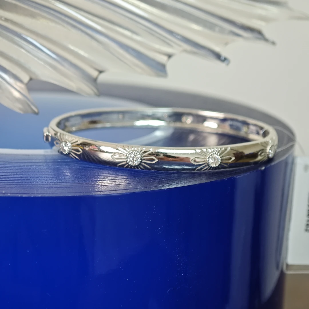 铂金莫桑太阳花手镯+