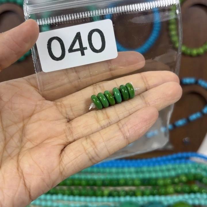 湖北十堰原生态特色散珠配饰