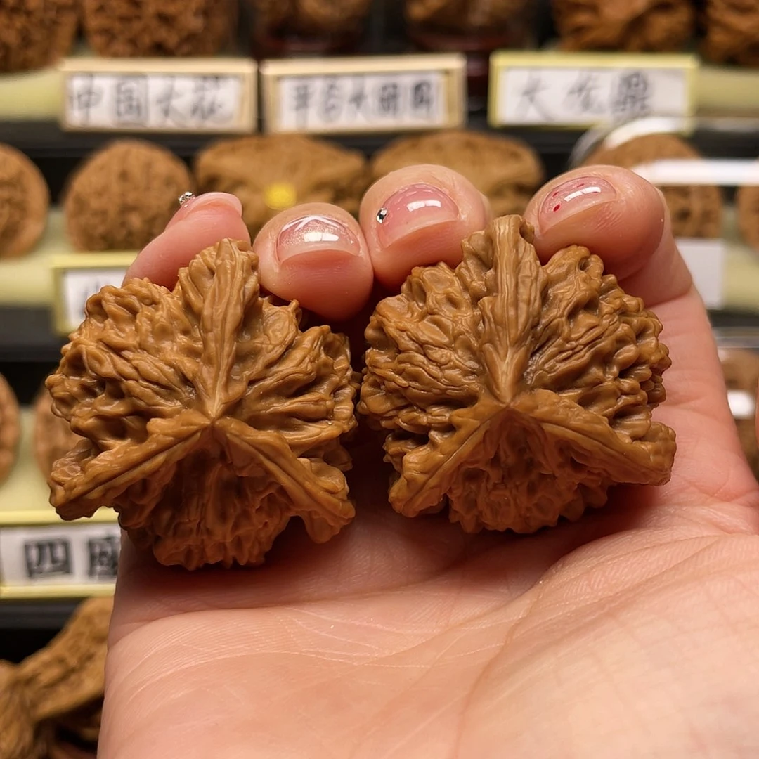 【闪购商品】吊坠文玩核桃三棱