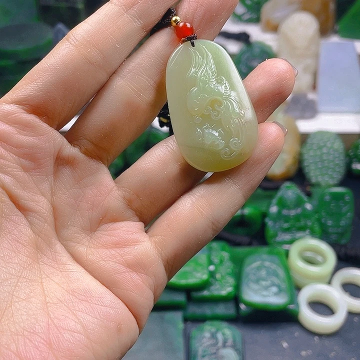 和田玉未镶嵌珠宝半成品