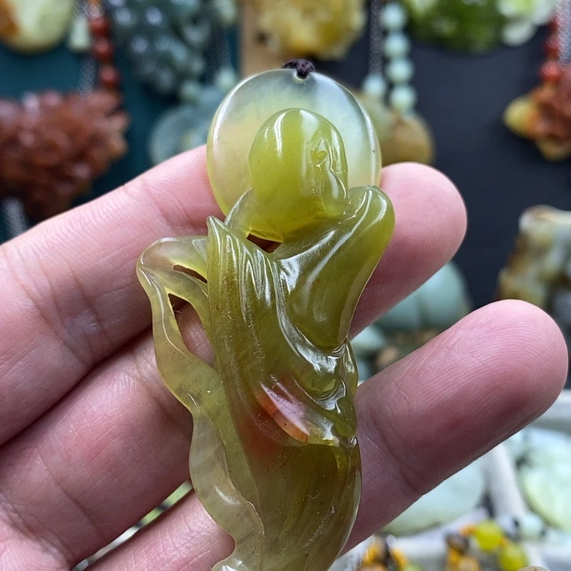 【闪购商品】未镶嵌岫玉吊坠手工雕刻