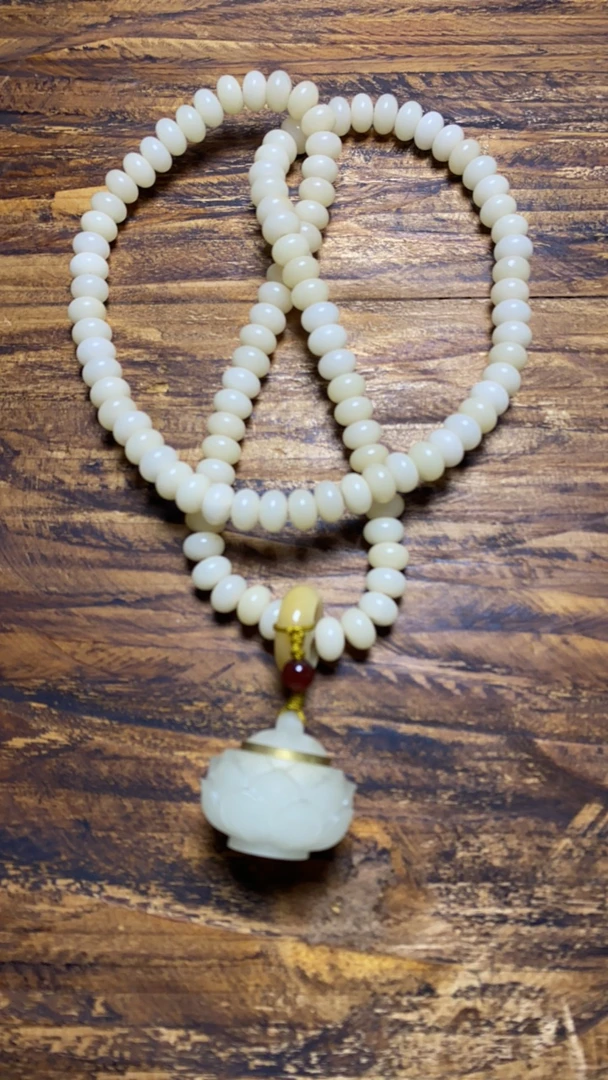 73-白玉菩提手持（无礼盒）