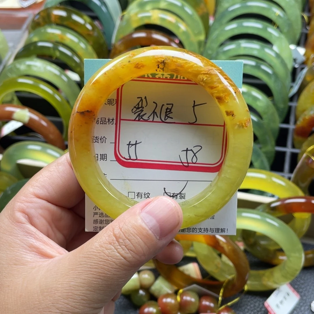 未镶嵌蛇纹石玉手镯有裂手镯特价不退不换