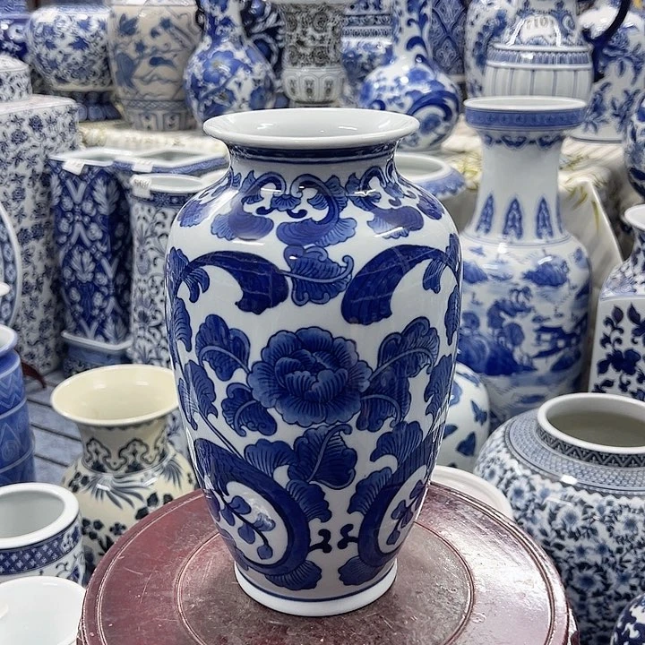 摆件手工手绘高温釉下彩家居摆件，花瓶