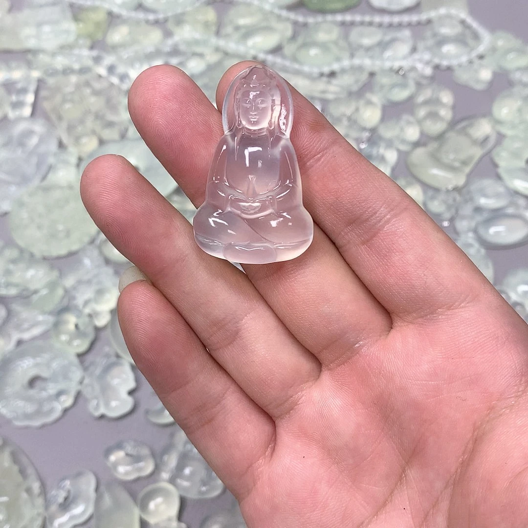 蛇纹石玉颈饰未镶嵌最****起