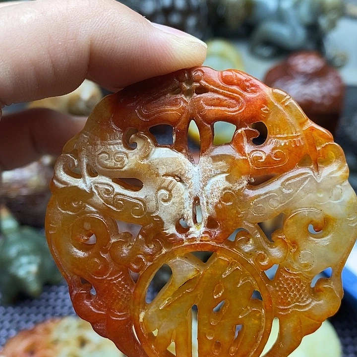 未镶嵌蛇纹石玉颈饰