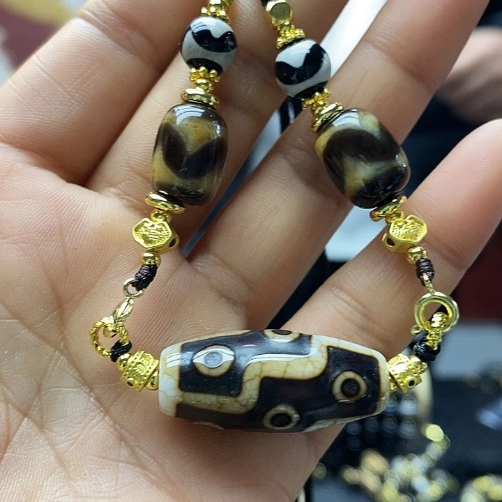 玛瑙/玉髓合金颈饰