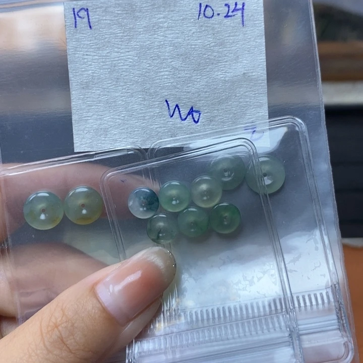 美***生定制翡翠未镶嵌不退