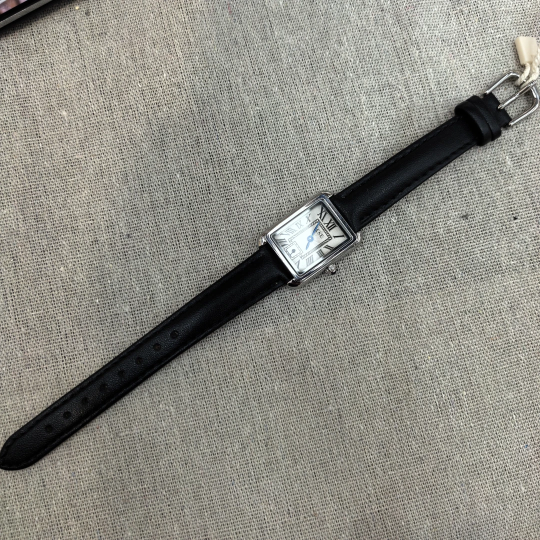 B218黑色方型皮绳手链