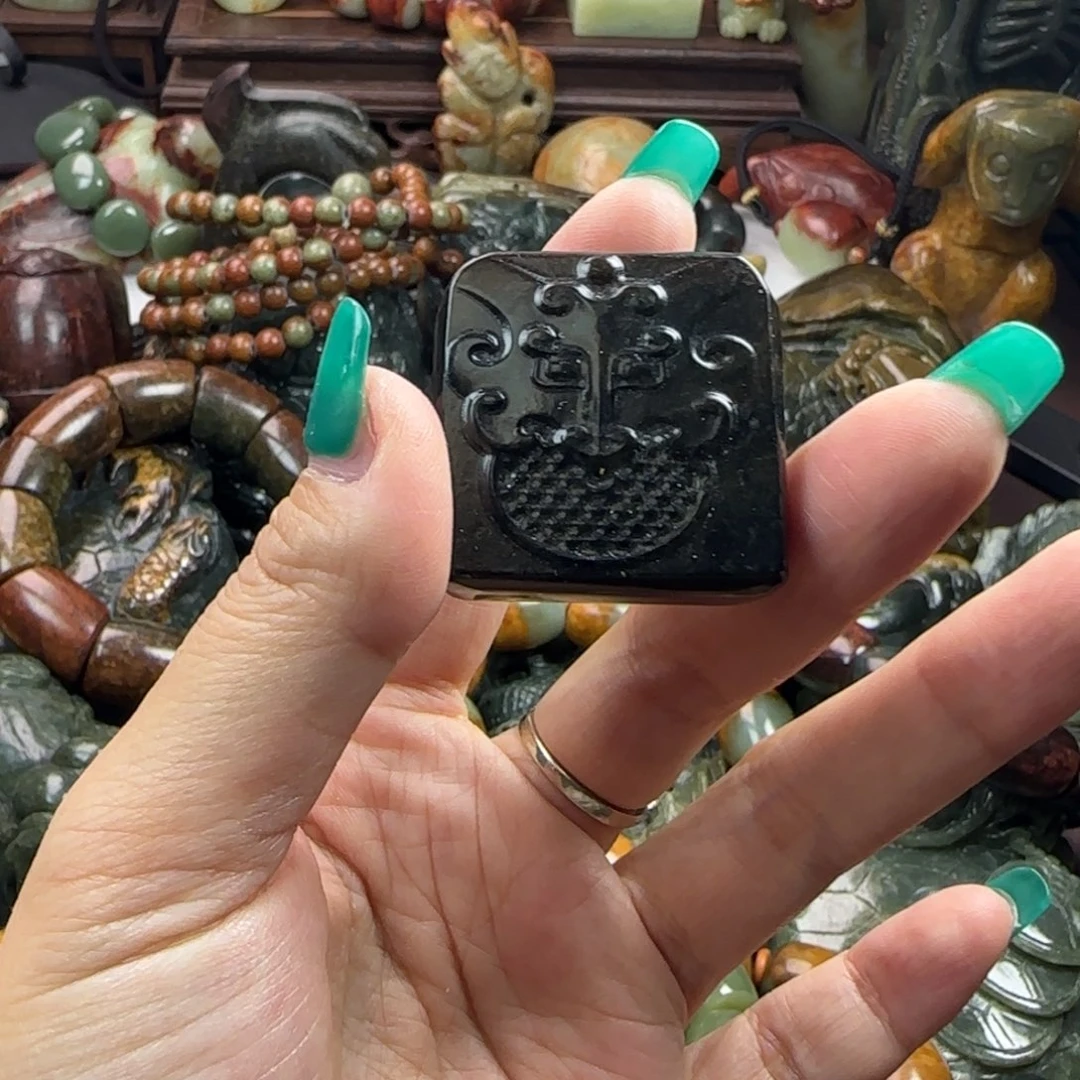 岫岩河磨玉（透闪石质玉）手把未镶嵌