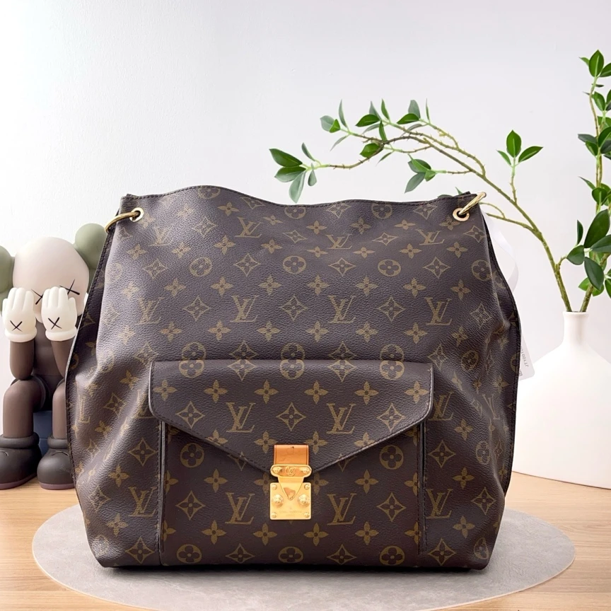 95新 LouisVuitton/路易威登 Metis hobo泫雅包 /单肩包/8648