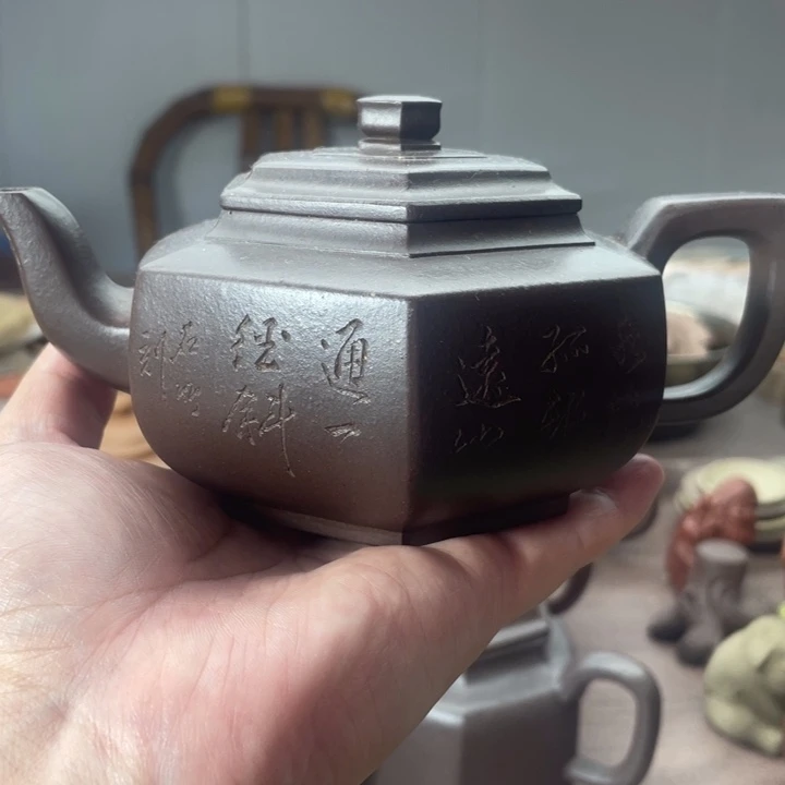 茶壶紫砂六方雪华，紫泥