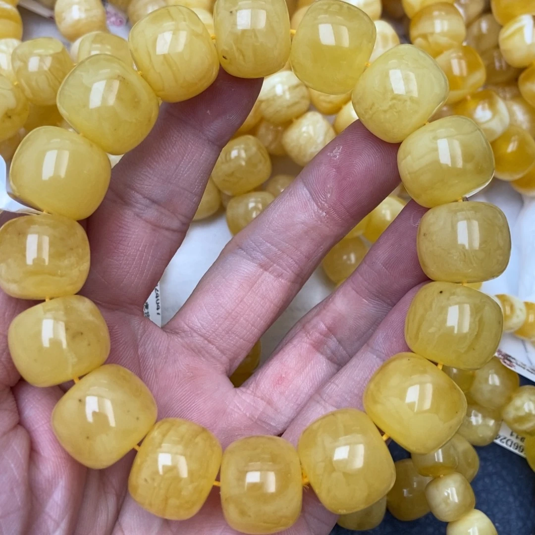 未镶嵌蜜蜡裸石19