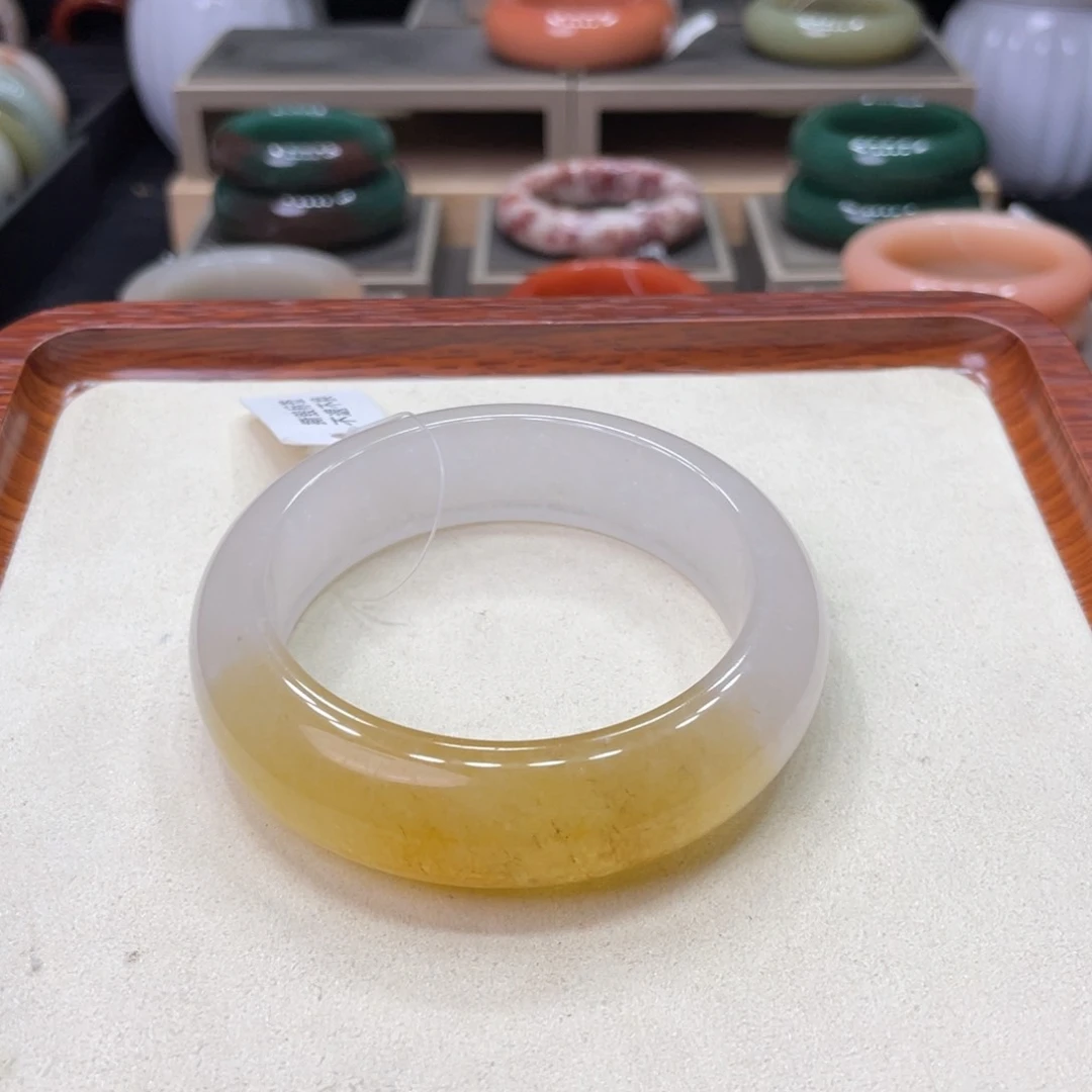 未镶嵌手镯石英岩玉文*