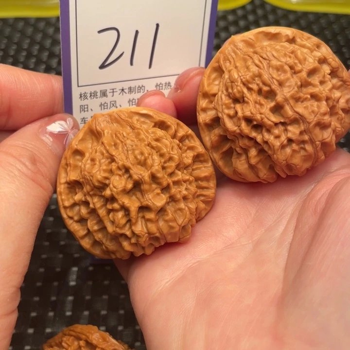 文玩核桃把件48官帽211