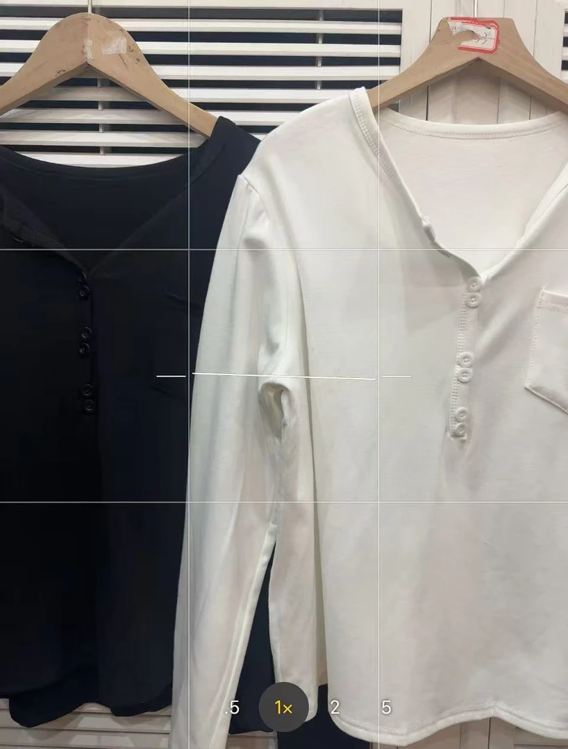 A445-白色v领正肩打底衫女款秋季穿搭设计感内搭长袖上衣