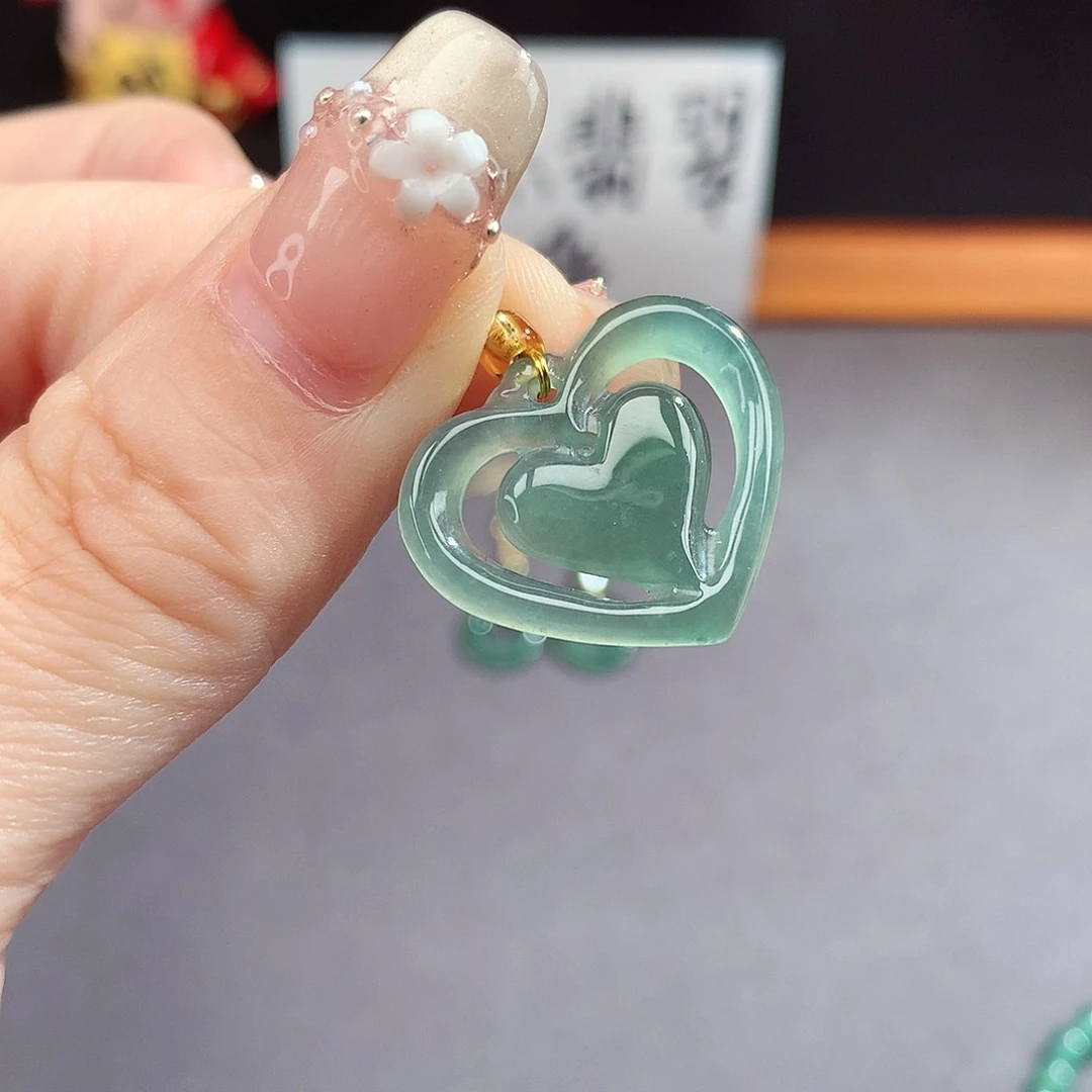 翡翠手镯（圆镯）未镶嵌