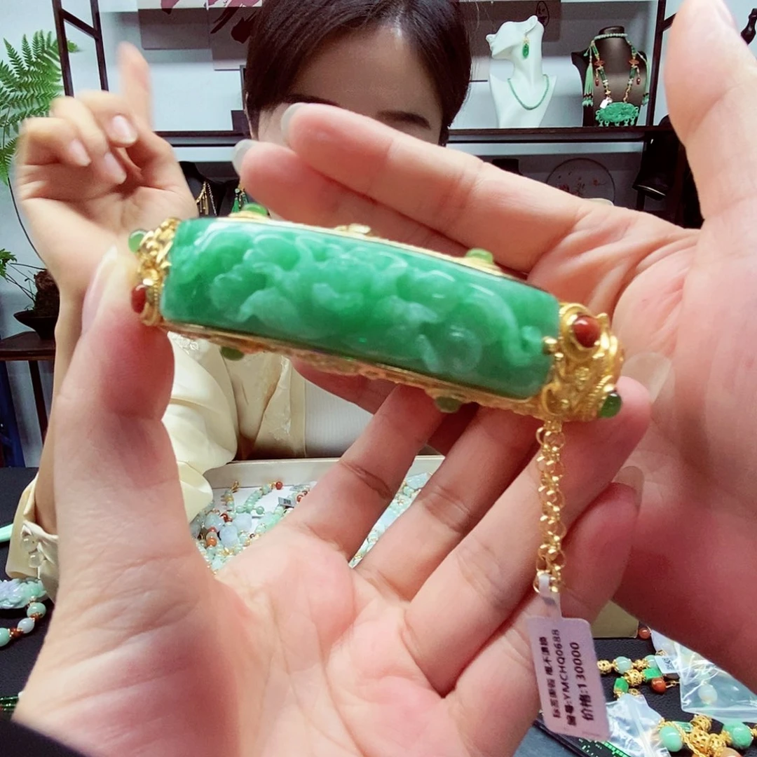 未镶嵌手链翡翠手镯