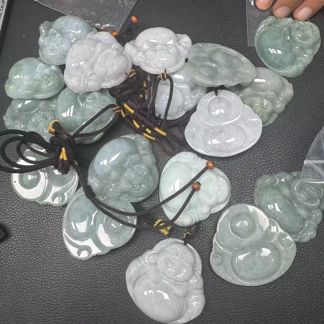 天然缅甸a货翡翠大佛吊坠—多样性发一