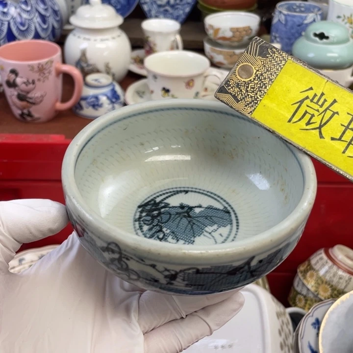 他家瓷器真美….开播了