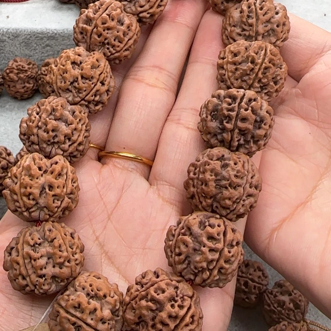 金刚菩提手串王*发22针孔蜂王头货