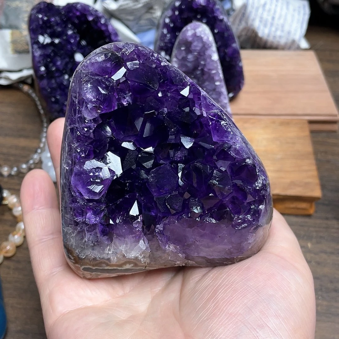 紫晶大型摆件（非配饰）未镶嵌