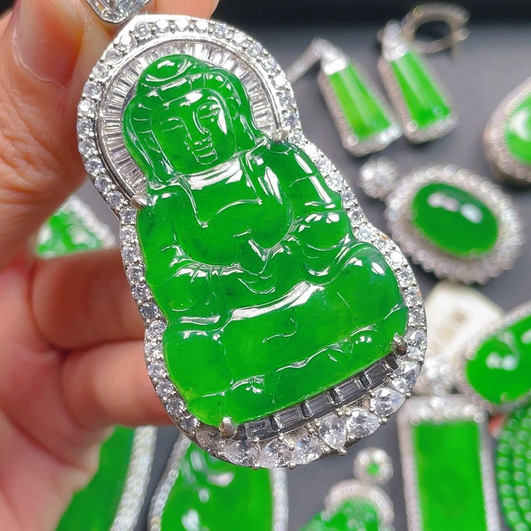 吊坠(不含链)未镶嵌翡翠