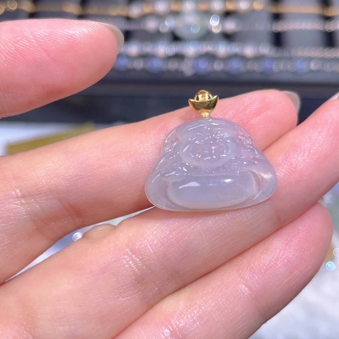 翡翠18K金镶嵌颈饰翡翠