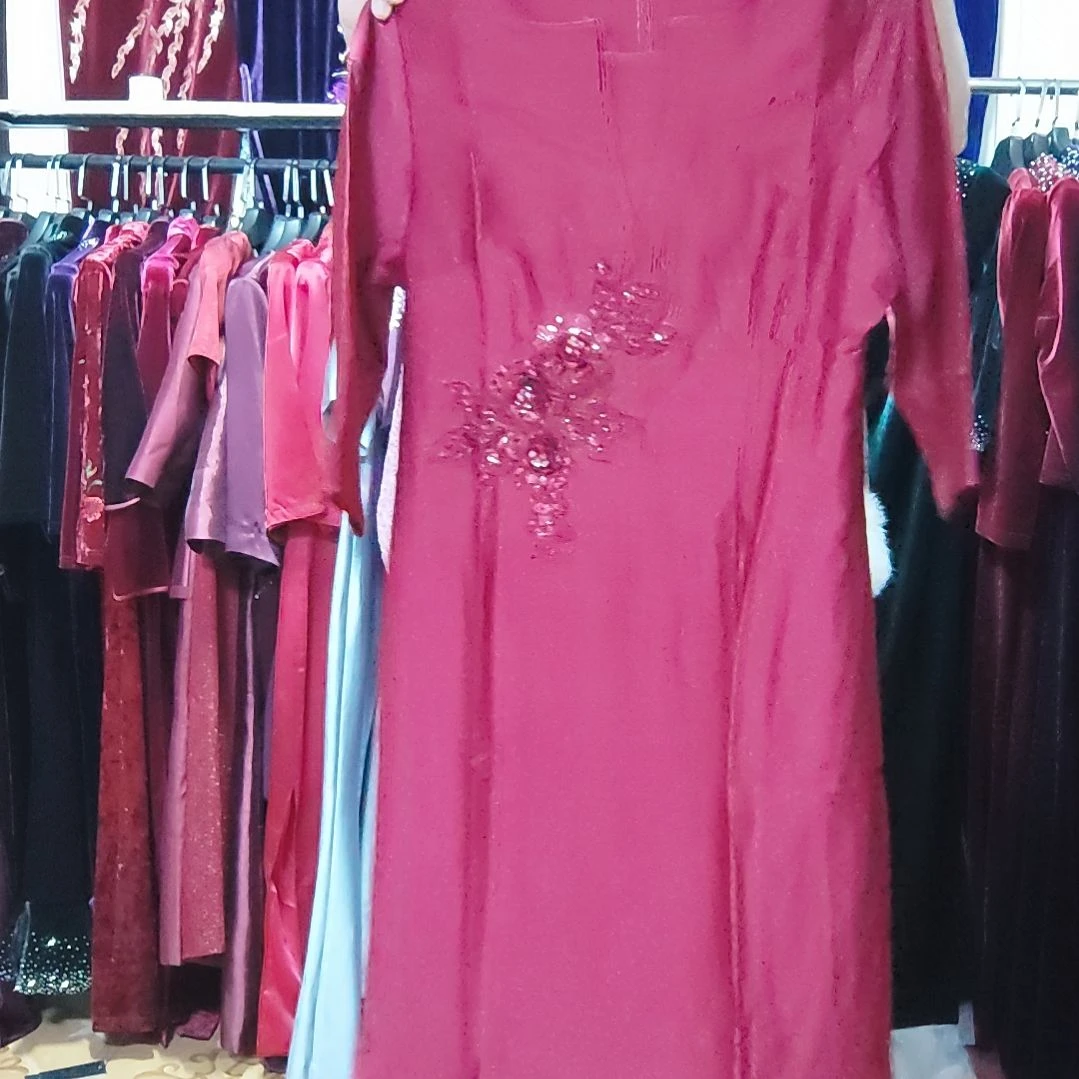 连衣裙重工4XL码偏小130斤左右