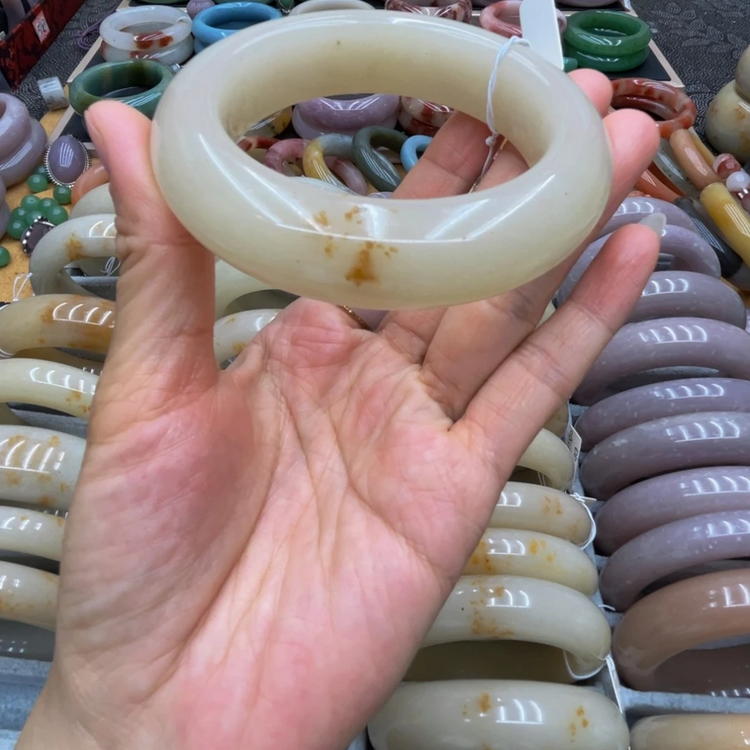 石英岩玉未镶嵌圈口58