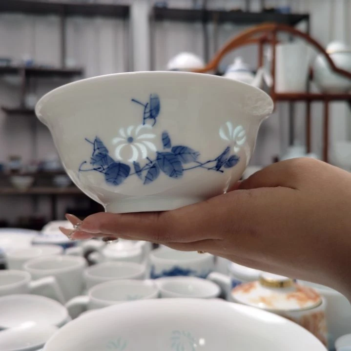 瓷手绘山丹丹5寸饭碗一个