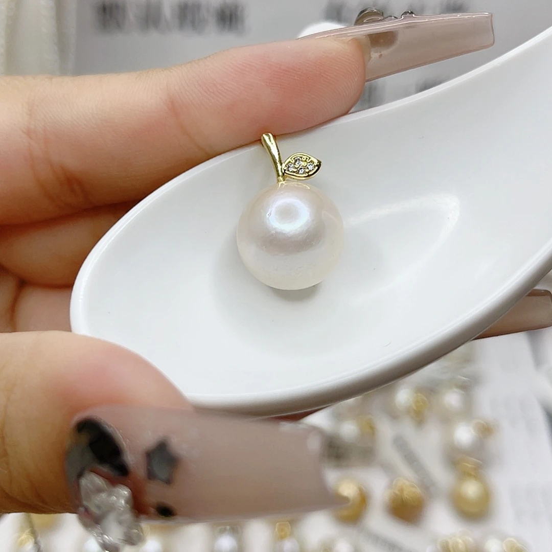 淡水珍珠合金吊坠(赠链)