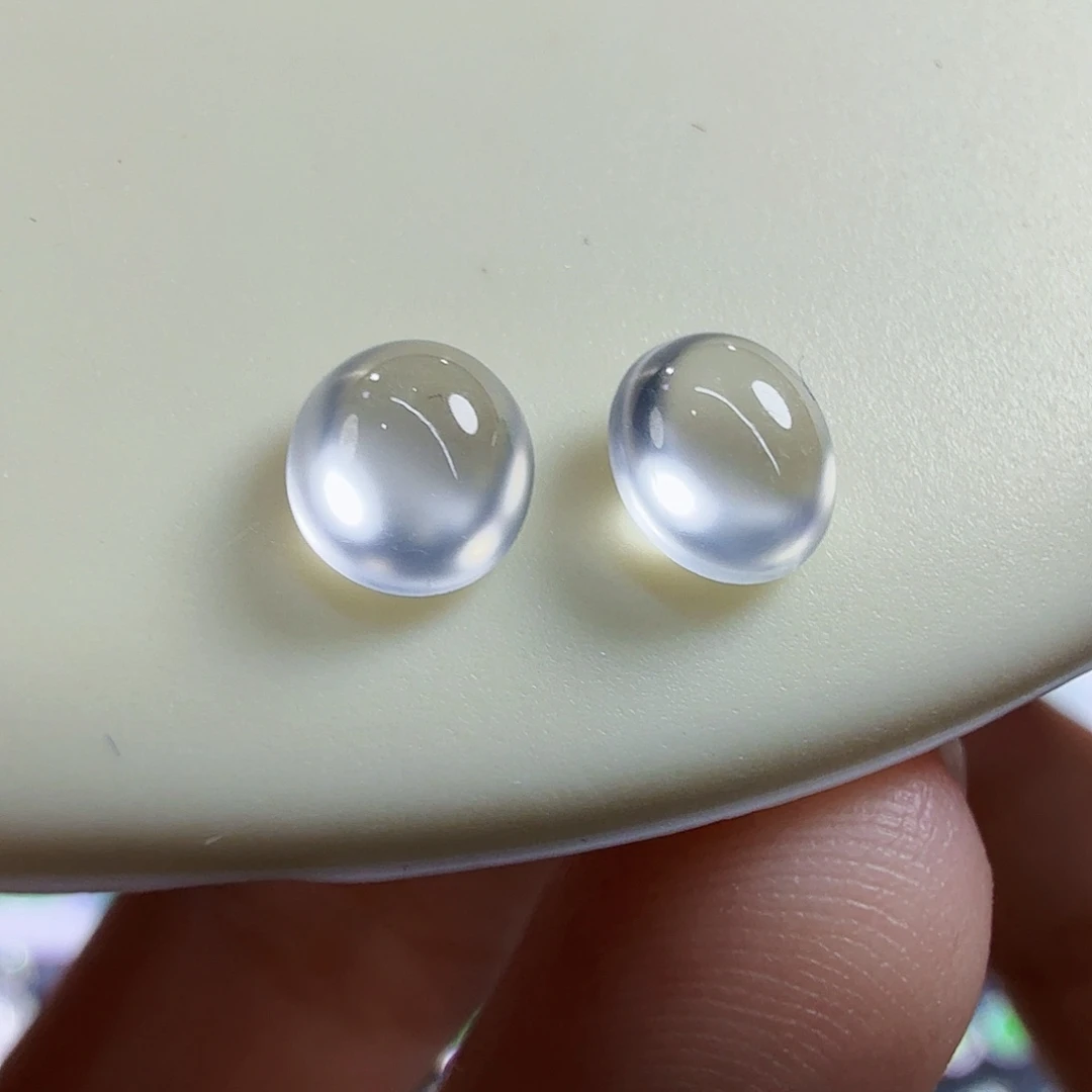 翡翠未镶嵌颈饰白钢蛋