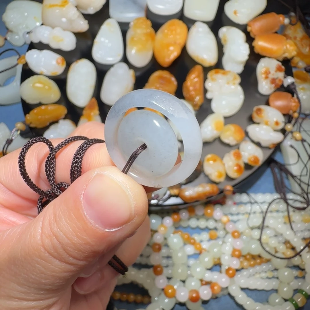 和田玉吊坠(不含链)未镶嵌