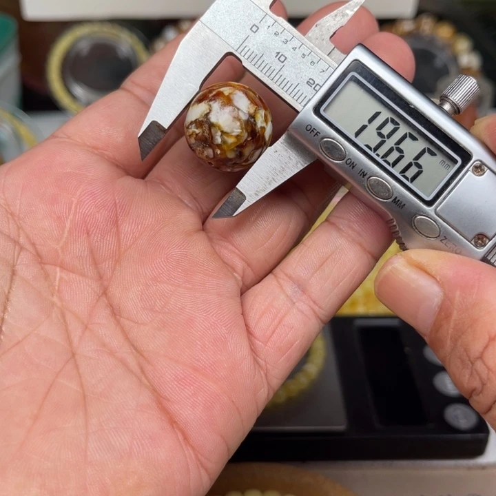 猴头核桃吊坠68号