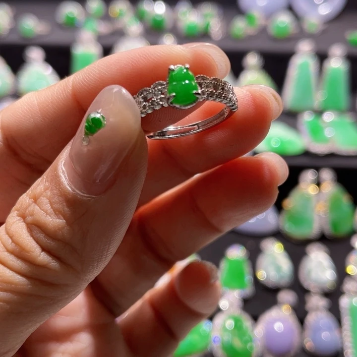 翡翠银S925镶嵌颈饰