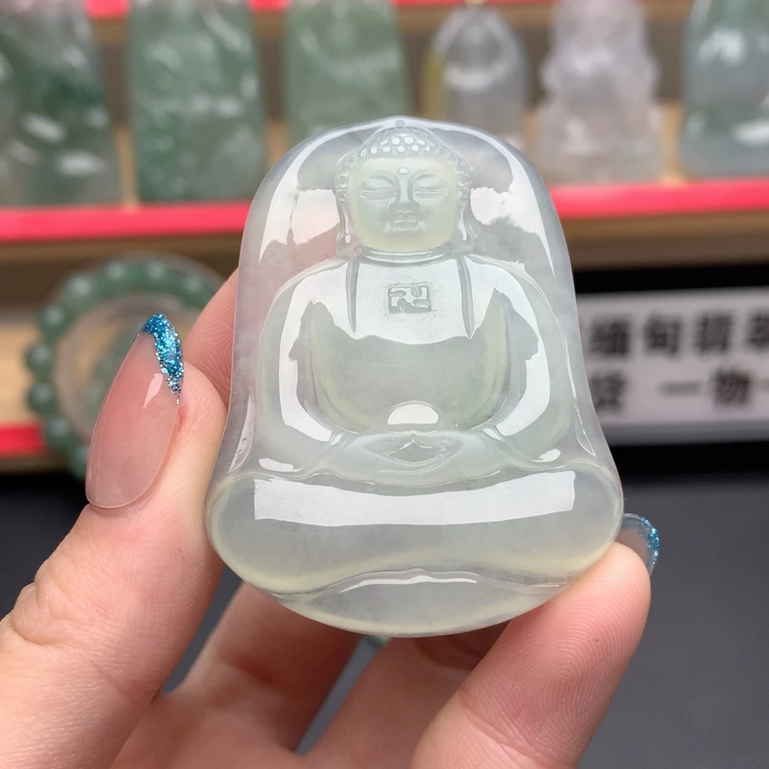 翡翠未镶嵌颈饰大日