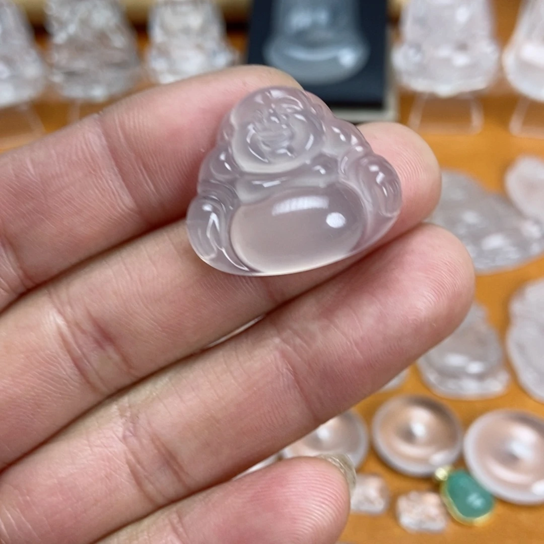 石英质玉吊坠未镶嵌幸***边