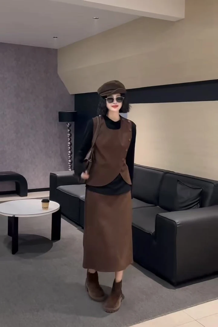2025秋季流行不规则时尚高级感干净简约内搭+马甲+半裙三件套2682
