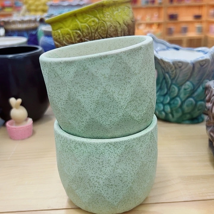 有孔，满10元发货多肉陶瓷花盆